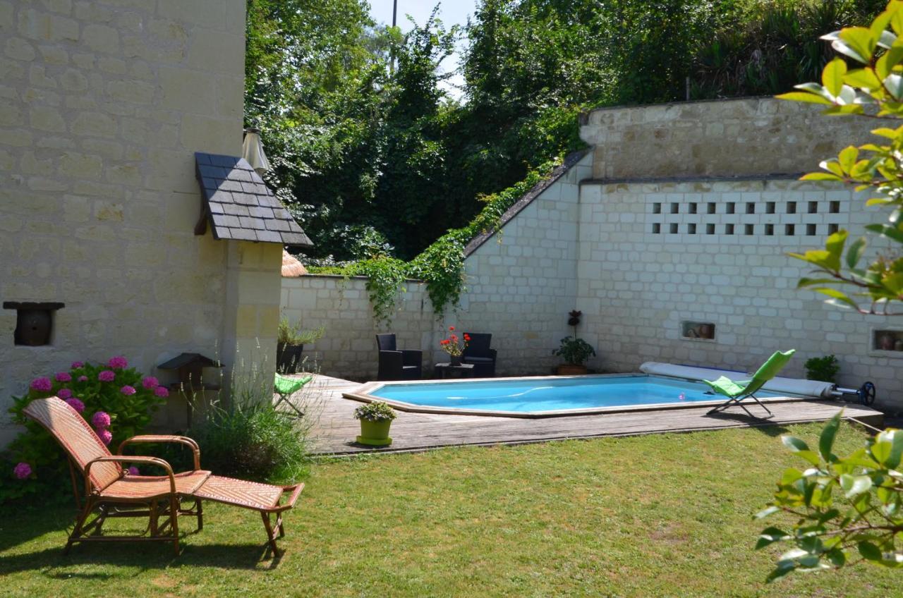 Chambre Gargantua Le Dolmen Thizay  Exterior foto